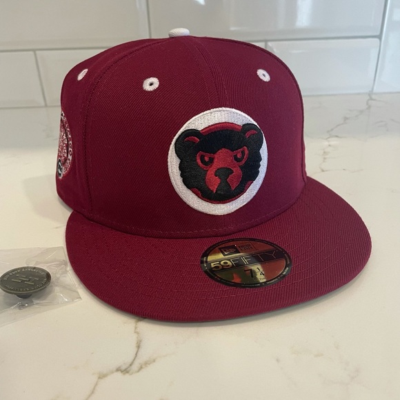 Hat Club Exclusive Chicago Cubs Fitted Hat Cardinal Red 7 1/4 - Picture 1 of 4